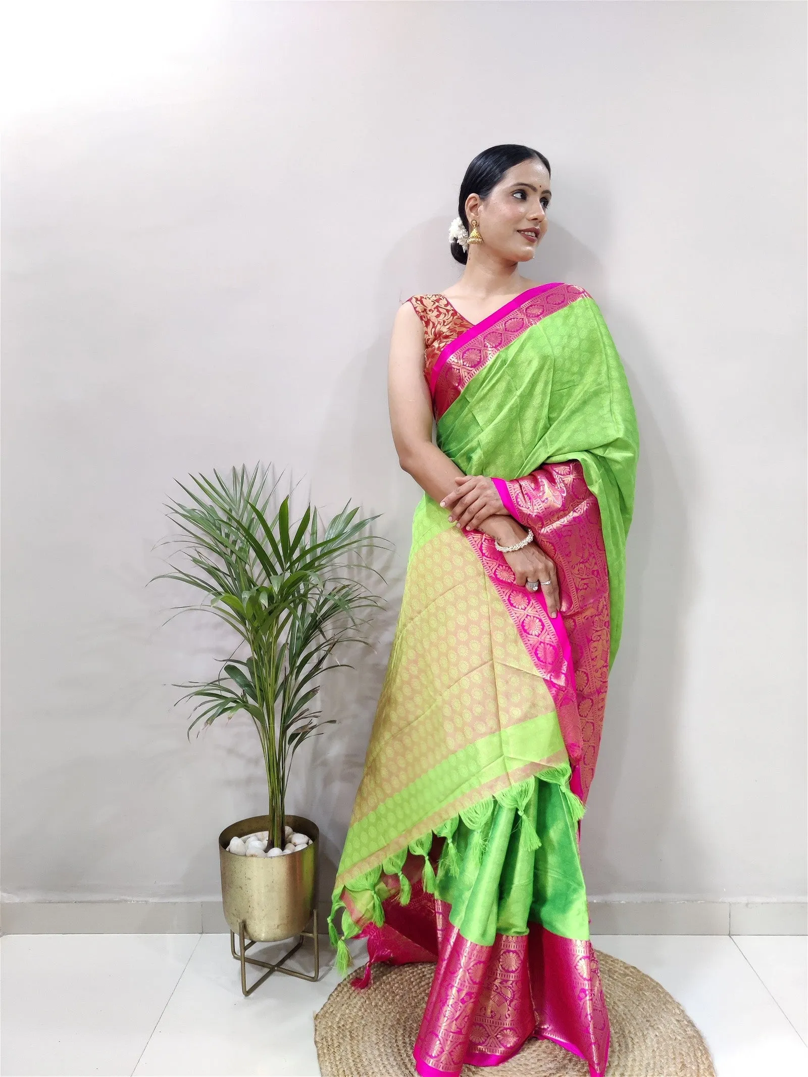 Green Colour Cotton Silk Saree For Women's