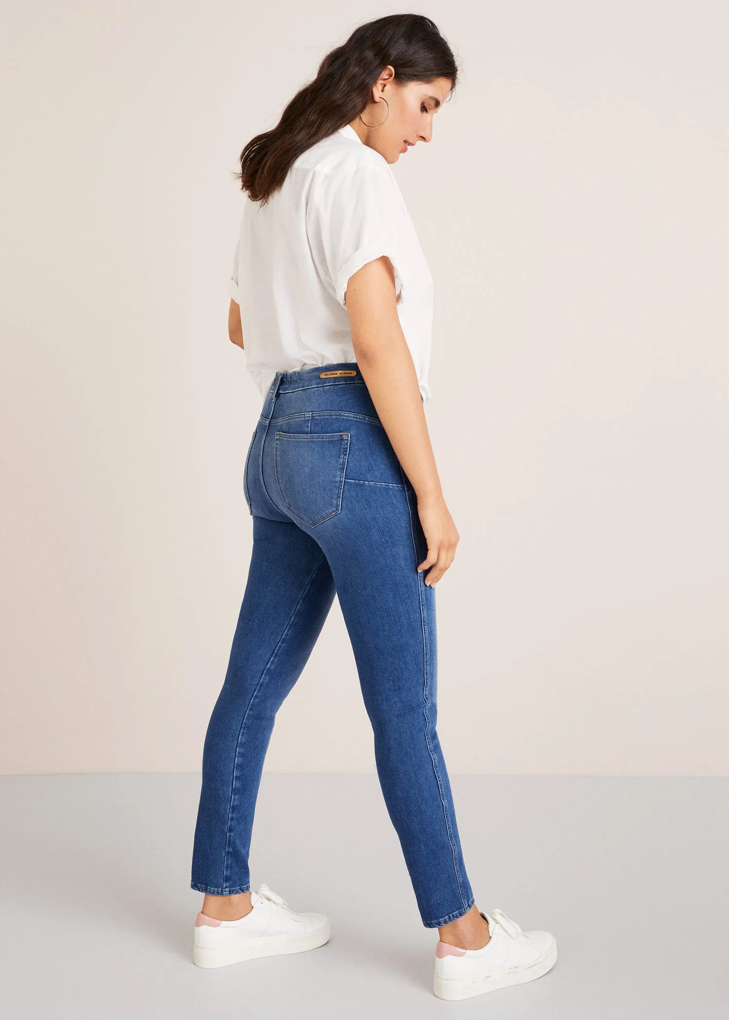 MNG Push-up Irene Mid-waist jeans