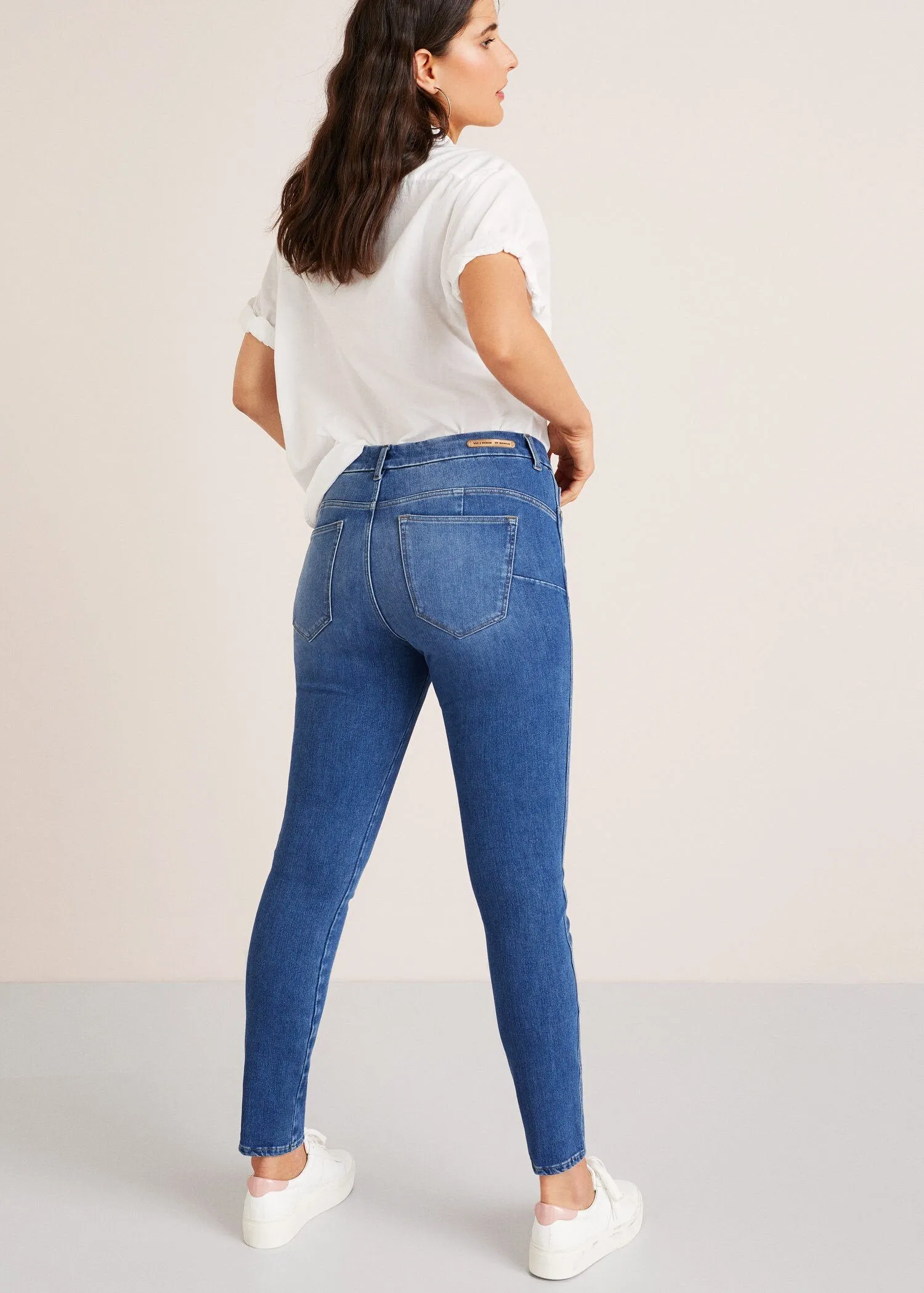 MNG Push-up Irene Mid-waist jeans