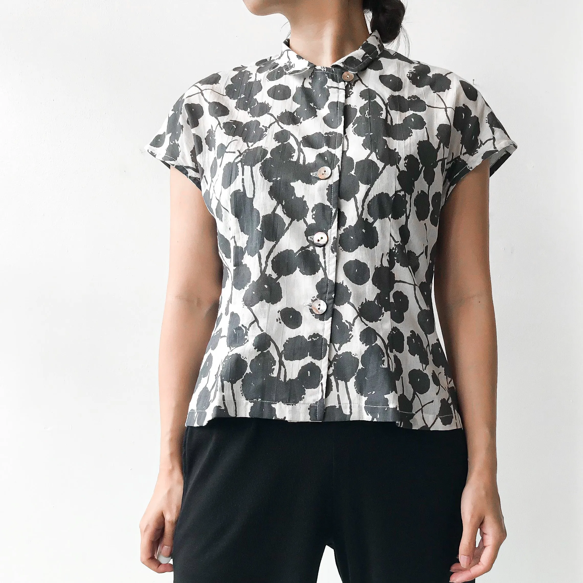 Sasaki Gallery | SSK 23A French Sleeve Blouse Floral