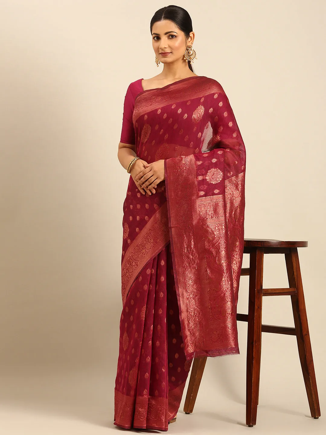 Women Magenta Cotton Saree With Un Stitched Blouse